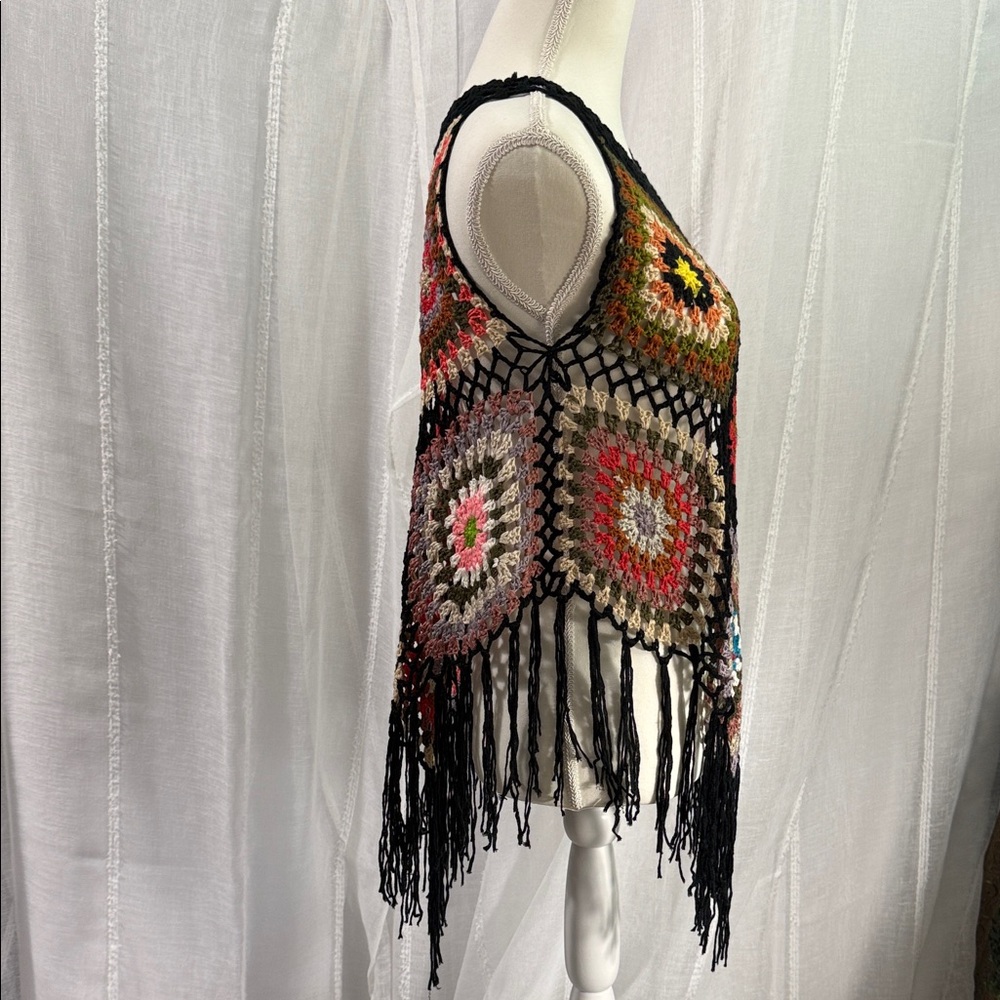 Multicolor Crochet Fringe Top - Picture 4 of 4